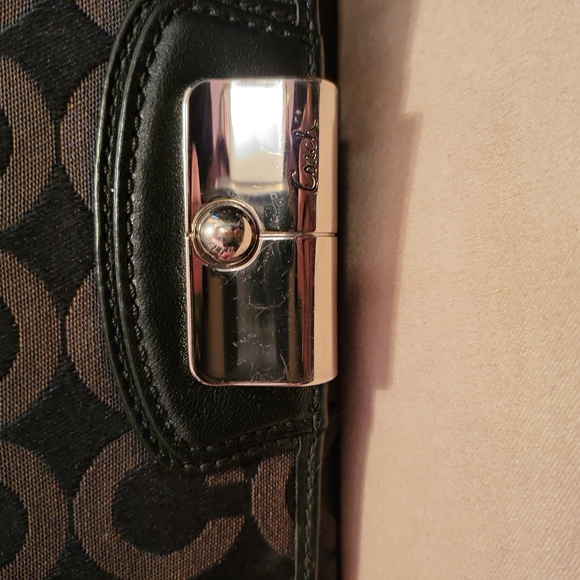 Coach Wallet - Picture 6 of 6